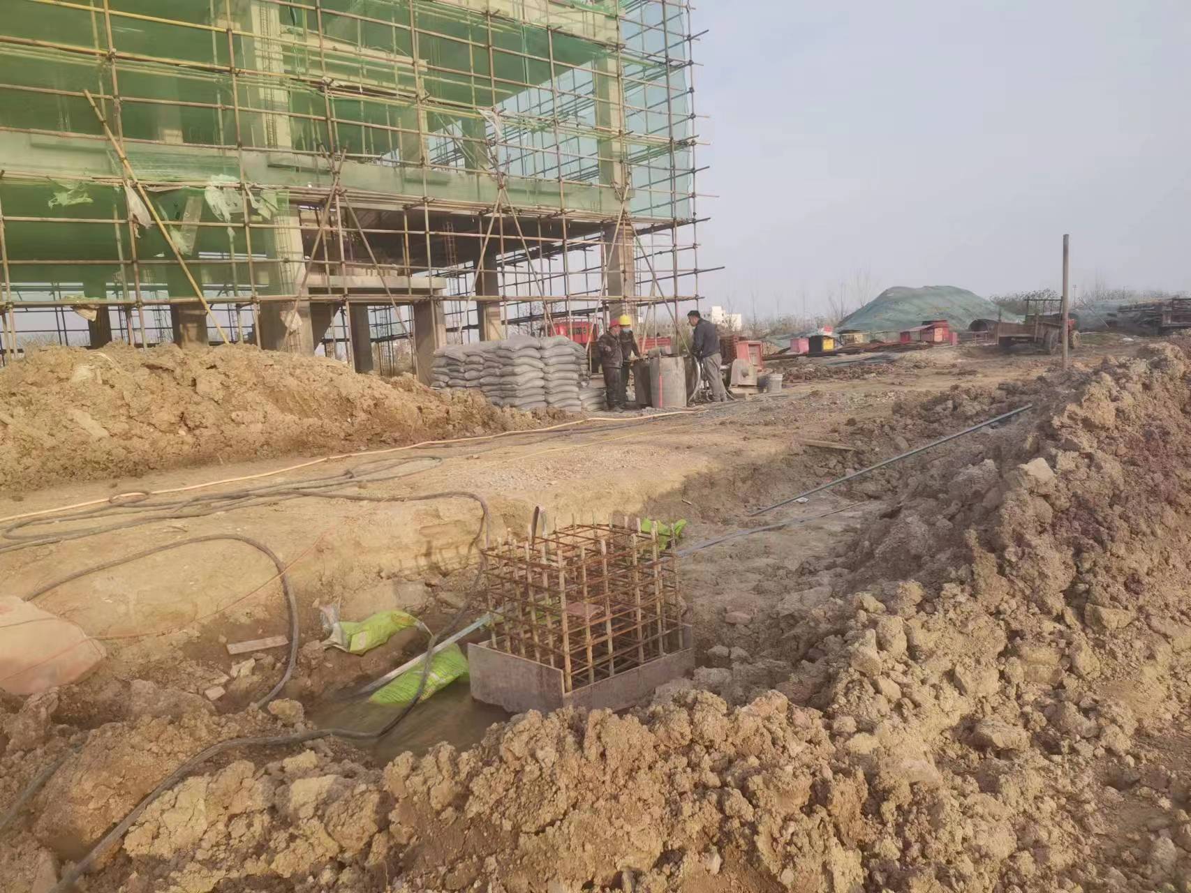 建阳当桥梁出现裂缝的时候应该及时加固修补